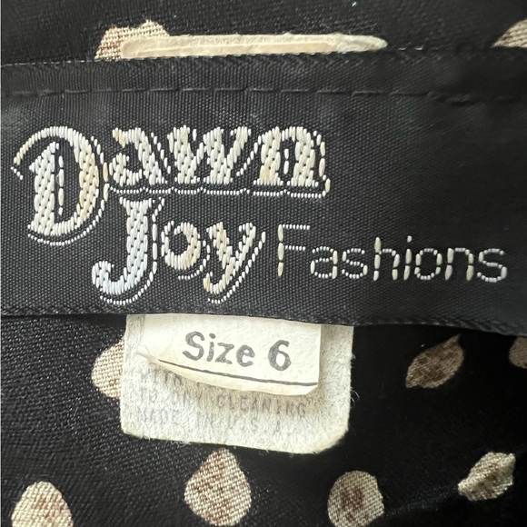 Vintage 80's Dawn Joy Black/Tan Tie Front Dress with Beading - size 6 - Picture 4 of 7